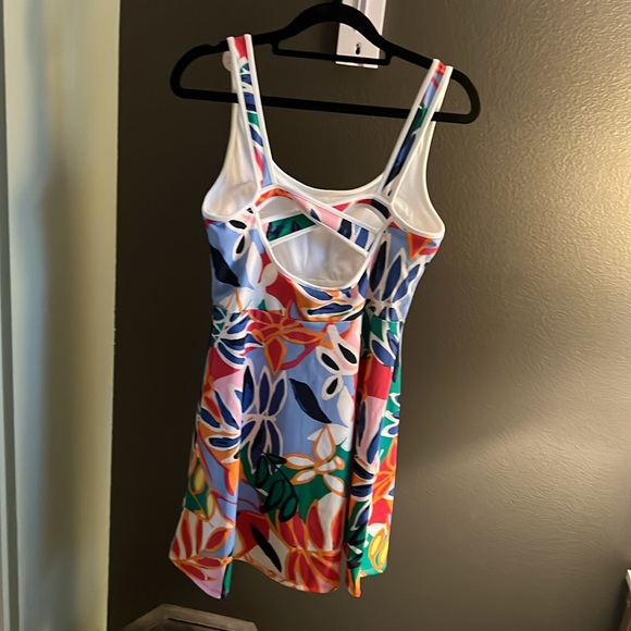 🛑 1 hour sale. Bailey 44, sports dress with detached shorts included, Small - Picture 8 of 9